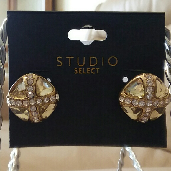 Studio Select Gold and Diamond Earrings - Picture 1 of 4